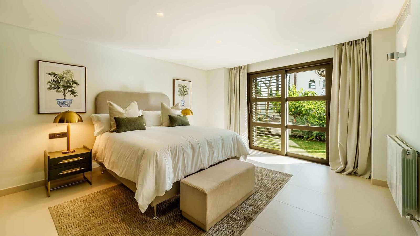 5 sypialnia Willa na sprzedaż w Nueva Andalucia z basenem - 6 995 000 € (Ref: 8834885)