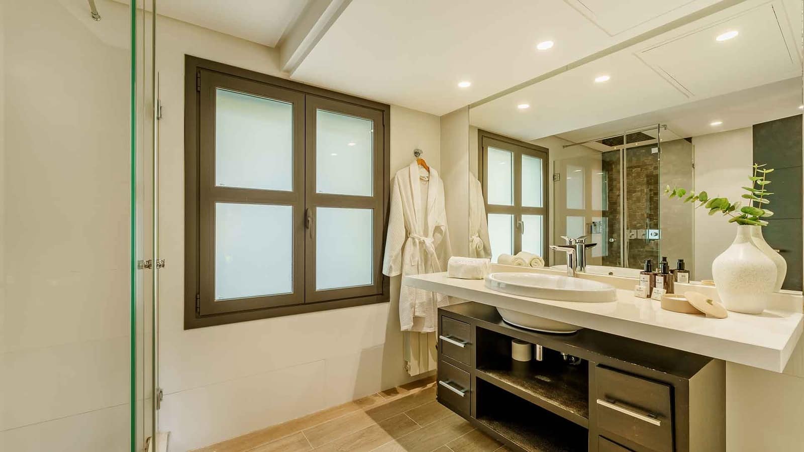 5 sypialnia Willa na sprzedaż w Nueva Andalucia z basenem - 6 995 000 € (Ref: 8834885)