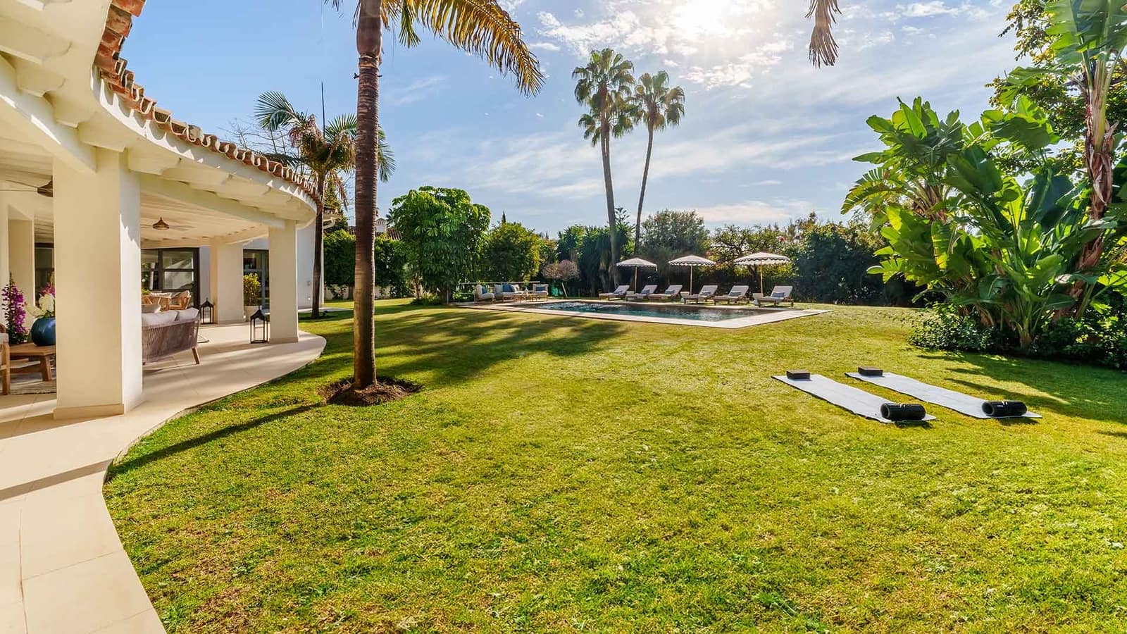 5 sypialnia Willa na sprzedaż w Nueva Andalucia z basenem - 6 995 000 € (Ref: 8834885)