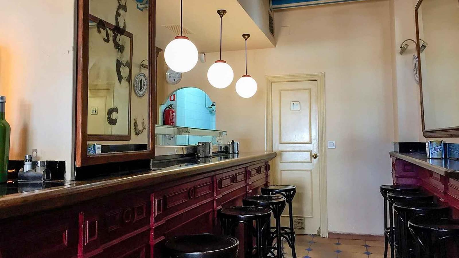 Restaurant/Bar for sale in Marbella - € 600,000 (Ref: 8859621)