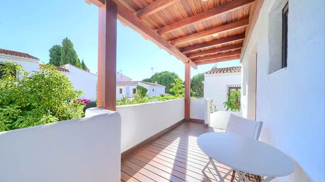 1 soverom Hus til salgs i Playa Bajadilla - Puertos, Marbella med svømmebasseng - € 367 000 (Ref: 8859623)