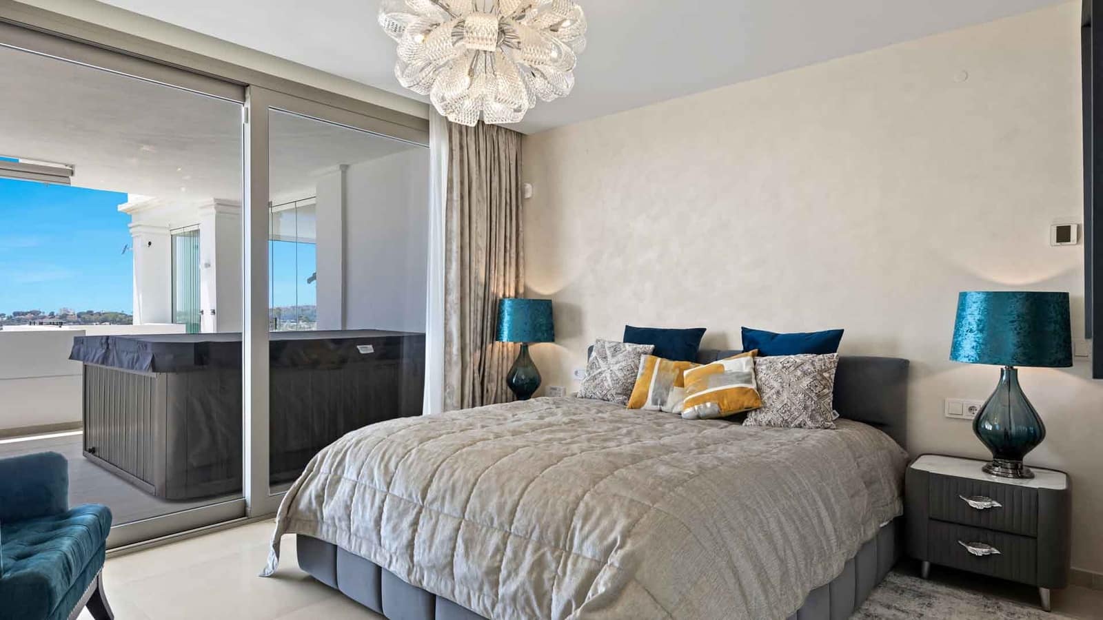 7 bedroom Apartment for sale in Nueva Andalucia with pool - € 4,300,000 (Ref: 8889230)