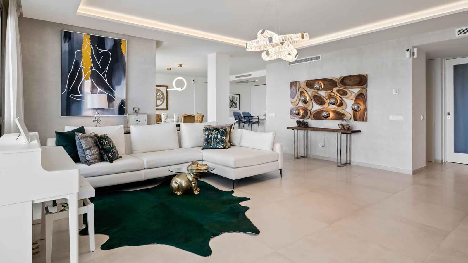 7 bedroom Apartment for sale in Nueva Andalucia with pool - € 4,300,000 (Ref: 8889230)