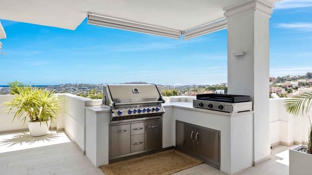 7 chambre Appartement à vendre à Nueva Andalucía Centro, Marbella avec piscine - 4 300 000 € (Ref: 8889230)