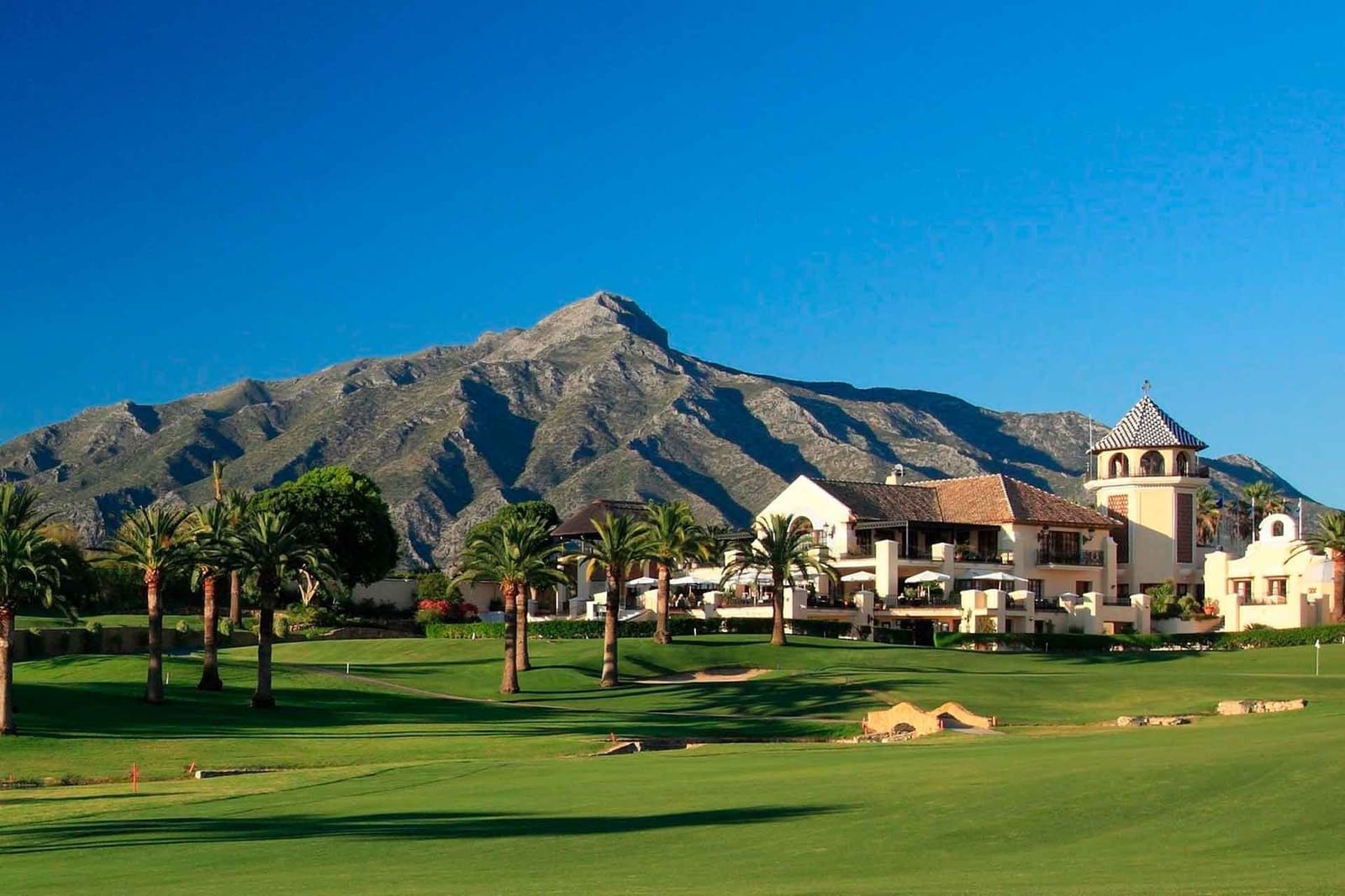 7 bedroom Apartment for sale in Nueva Andalucia with pool - € 4,300,000 (Ref: 8889230)