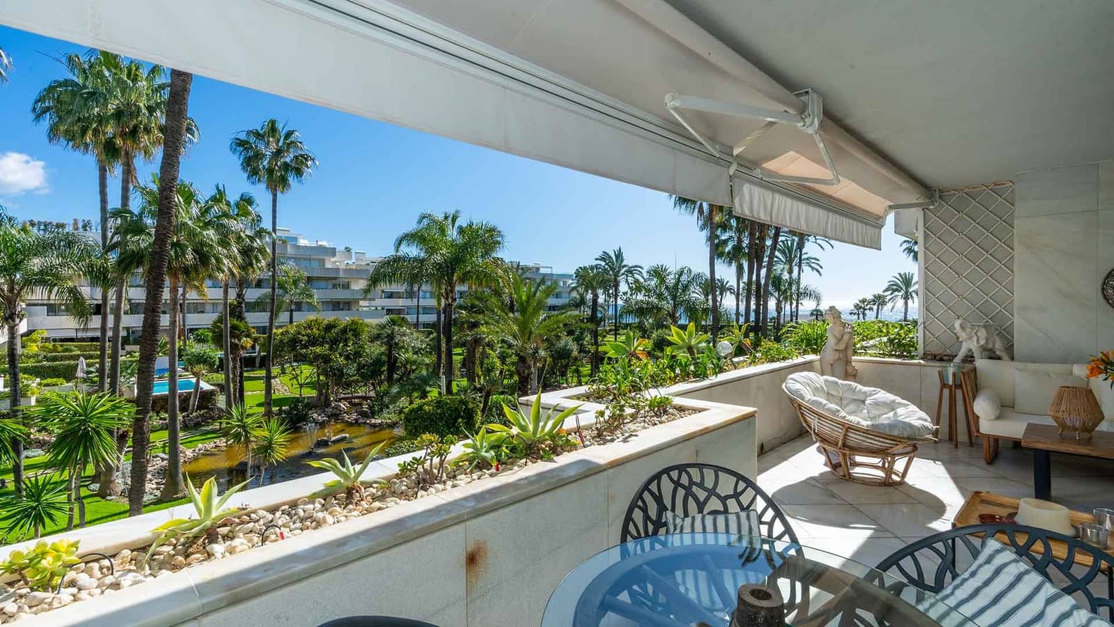 3 soveværelse Lejlighed til salg i Puerto Banus med swimmingpool - € 2.400.000 (Ref: 8894962)
