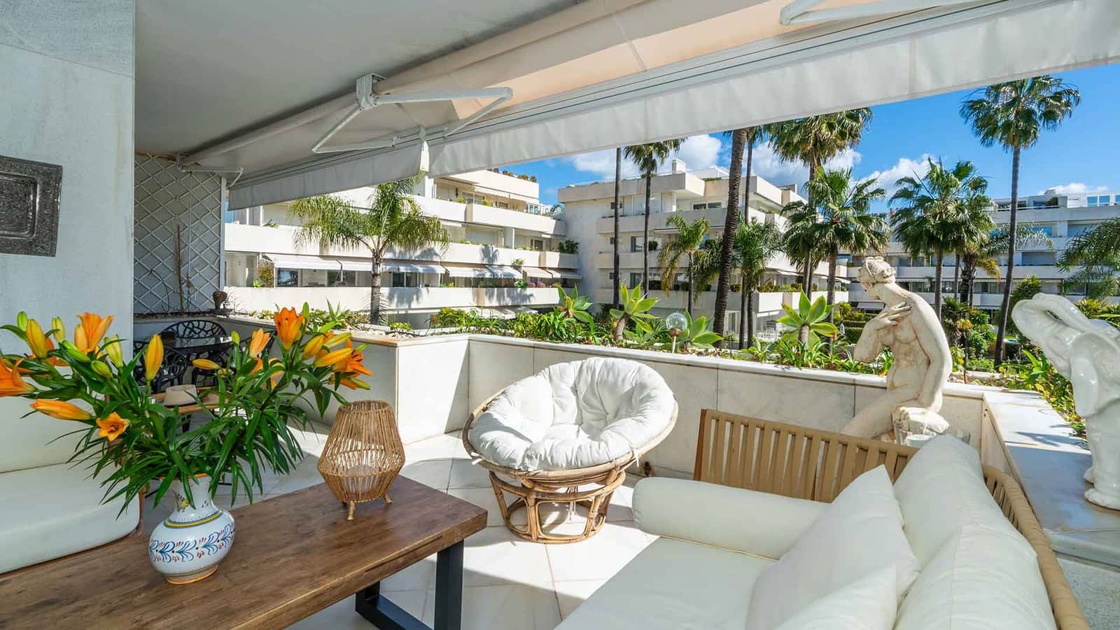 3 soveværelse Lejlighed til salg i Puerto Banus med swimmingpool - € 2.400.000 (Ref: 8894962)