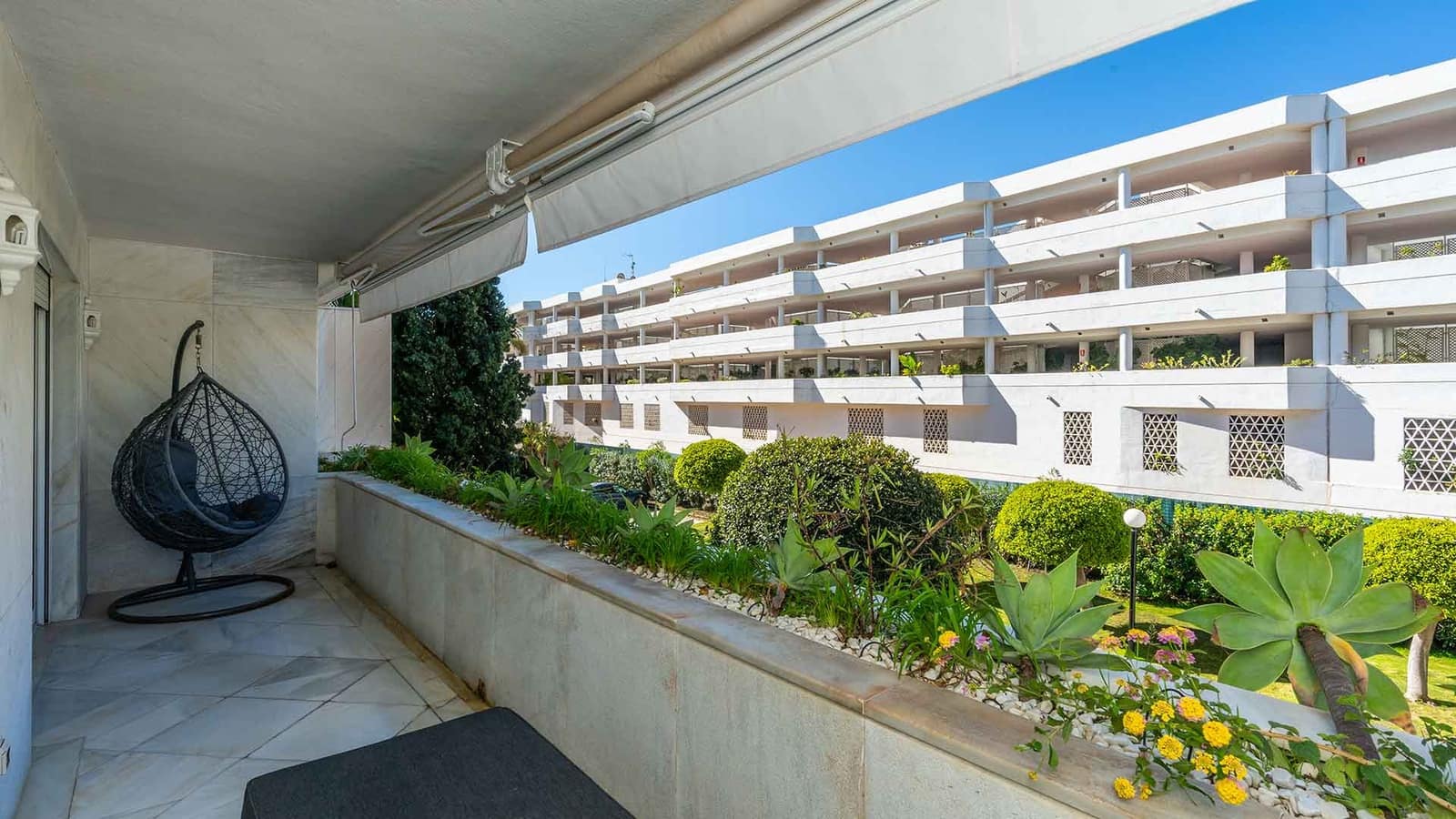 3 soveværelse Lejlighed til salg i Puerto Banus med swimmingpool - € 2.400.000 (Ref: 8894962)