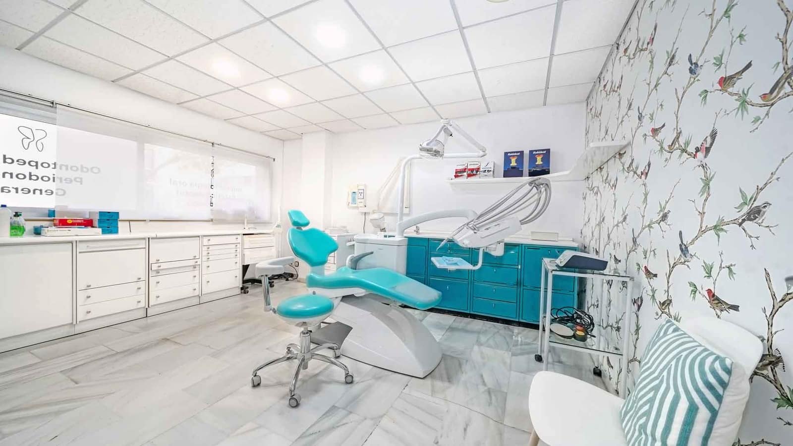 Business for sale in Marbella - € 595,000 (Ref: 8896565)