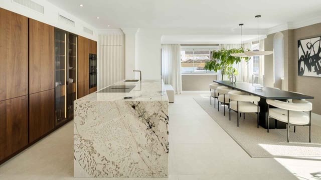 5 soverom Penthouse til salgs i Lomas De Marbella, Marbella med svømmebasseng - € 2 695 000 (Ref: 8900239)