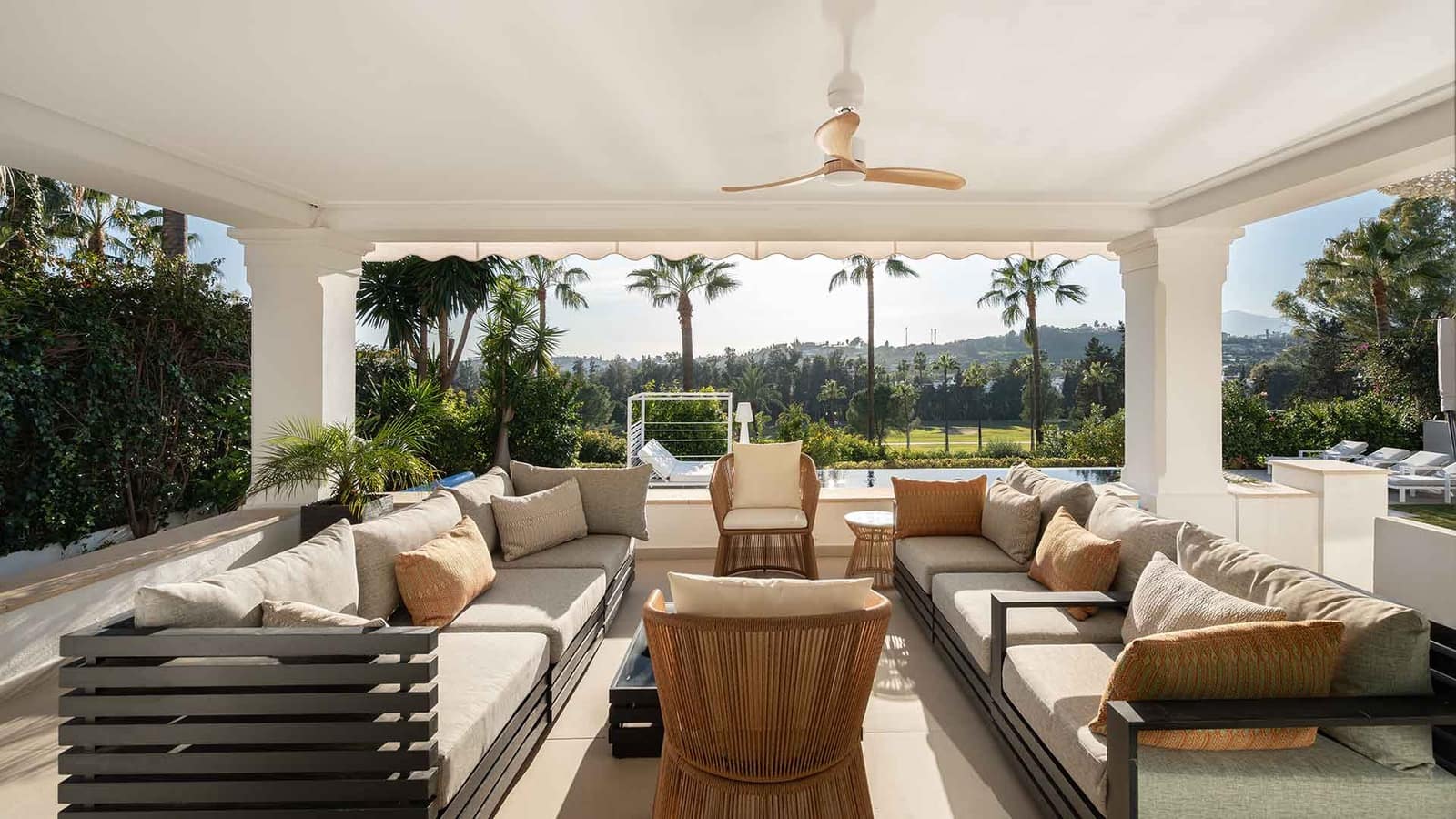 5 bedroom Villa for sale in Nueva Andalucia with pool - € 4,500,000 (Ref: 8917845)