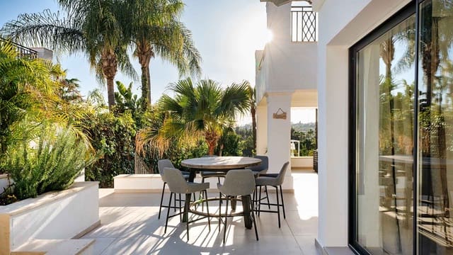 5 sypialnia Willa na sprzedaż w Nueva Andalucía Centro, Marbella z basenem - 4 500 000 € (Ref: 8917845)