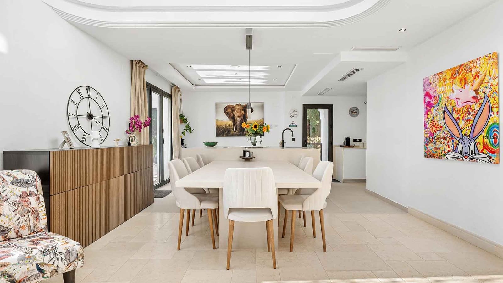 5 bedroom Villa for sale in Nueva Andalucia with pool - € 4,500,000 (Ref: 8917845)