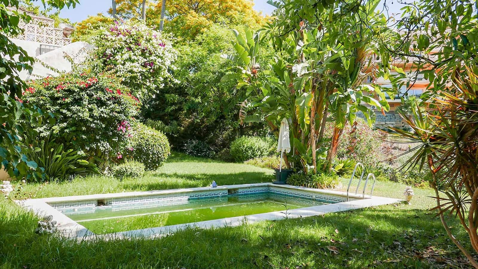 4 sypialnia Willa na sprzedaż w Nueva Andalucia z basenem - 2 395 000 € (Ref: 8928933)