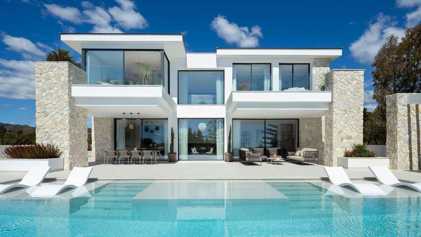 5 soveværelse Villa til salg i La Quinta med swimmingpool - € 5.750.000 (Ref: 8928934)