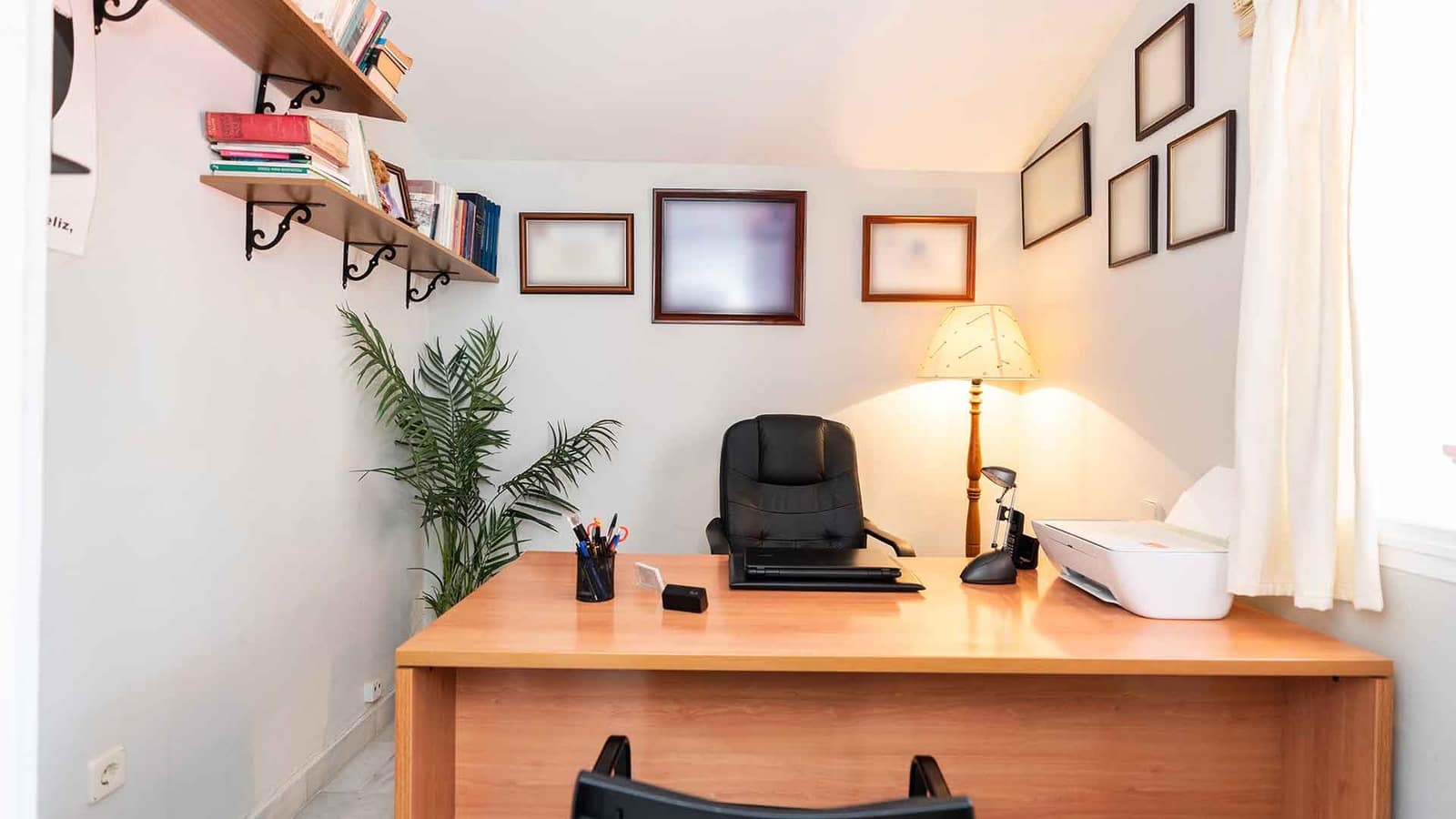 3 soveværelse Byhus til salg i Golden Mile med swimmingpool - € 865.000 (Ref: 8952699)