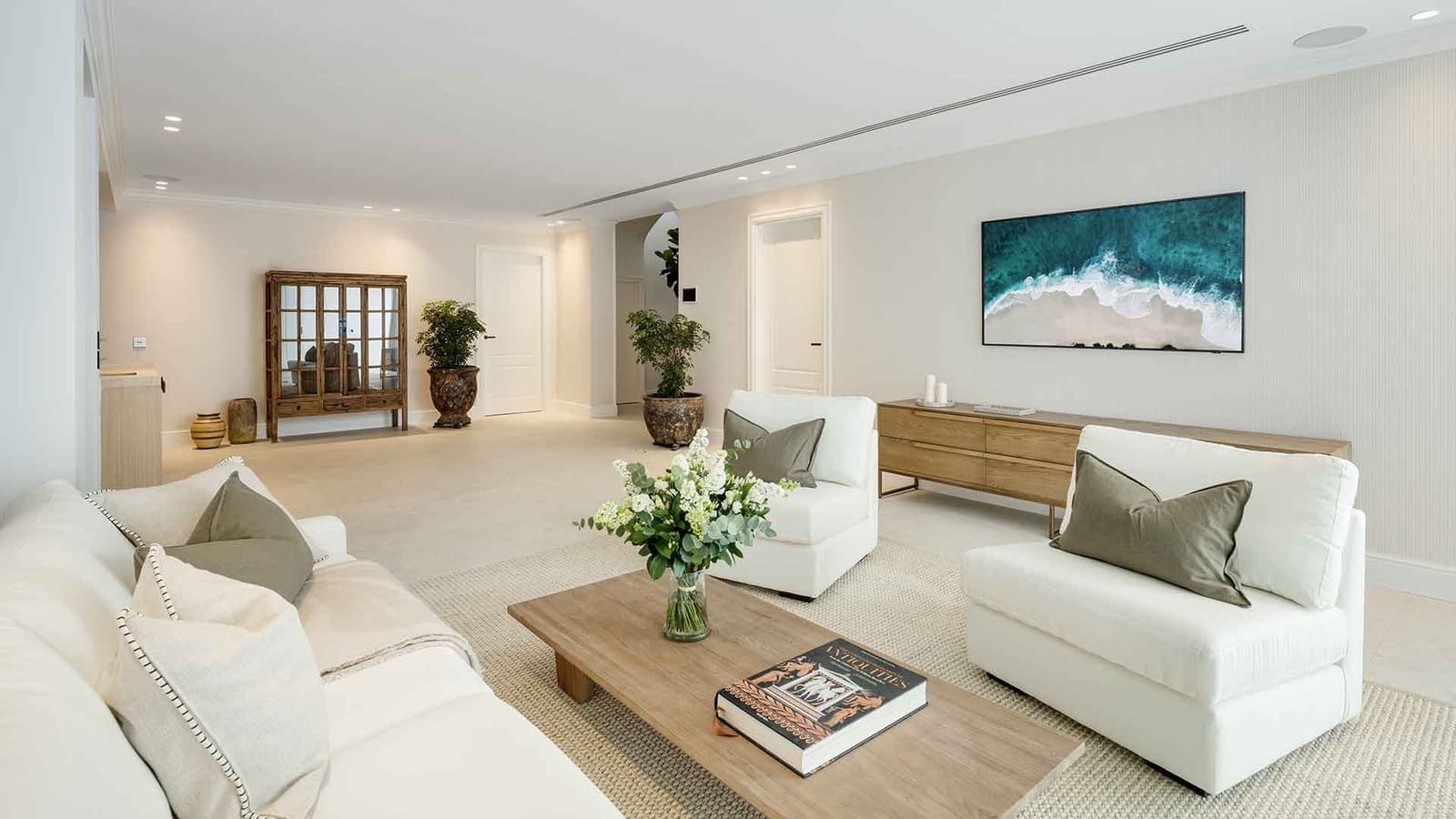 5 soverom Villa til salgs i Nueva Andalucia med svømmebasseng - € 8 595 000 (Ref: 8968444)