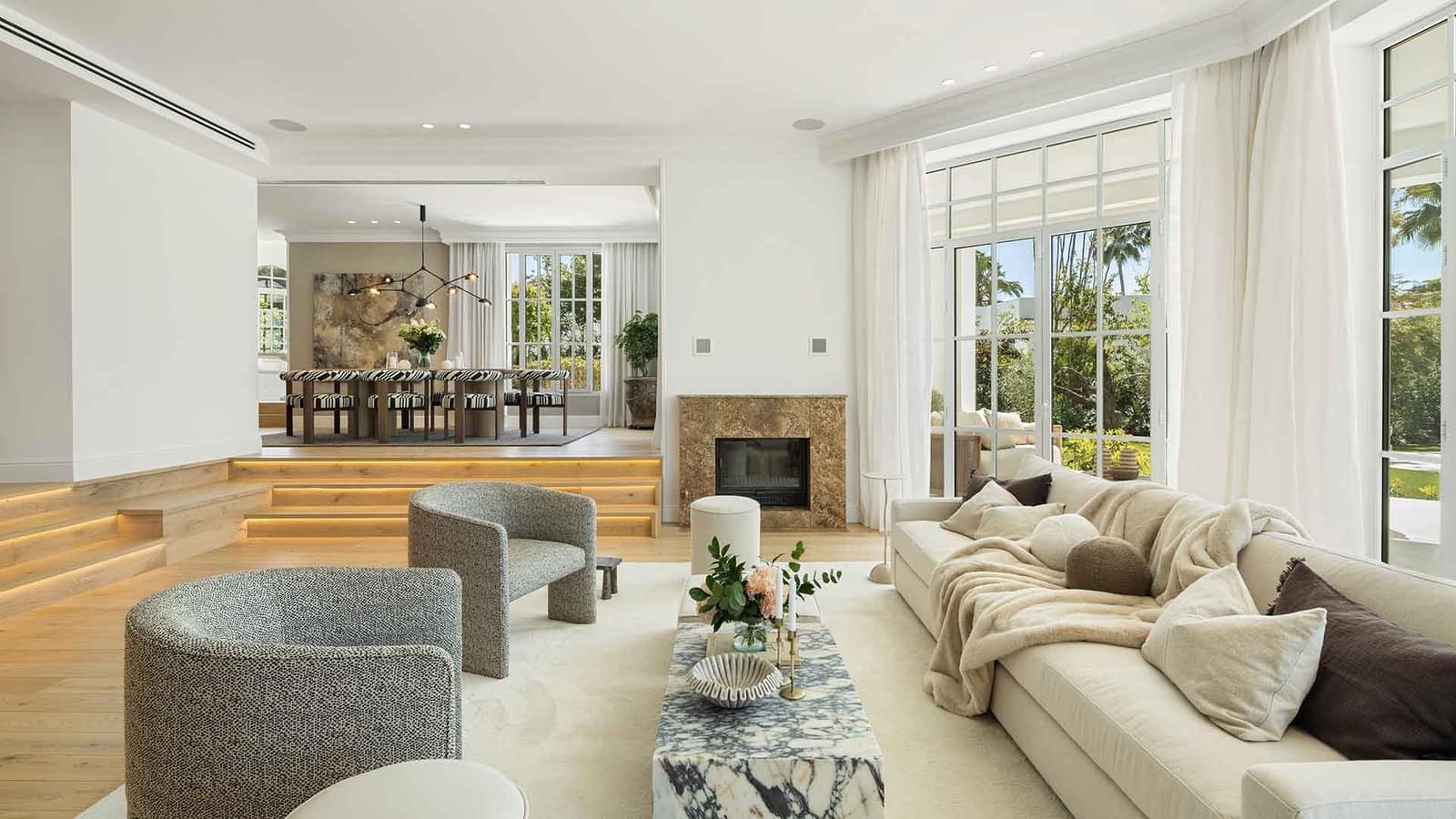 5 soverom Villa til salgs i Nueva Andalucia med svømmebasseng - € 8 595 000 (Ref: 8968444)