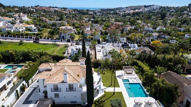5 sypialnia Willa na sprzedaż w Nueva Andalucía Centro, Marbella z basenem - 8 595 000 € (Ref: 8968444)