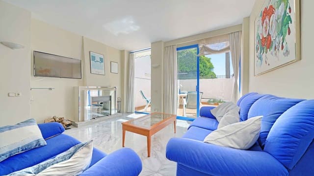 3 slaapkamer Appartement te koop in Playa Bajadilla - Puertos, Marbella met zwembad - € 775.000 (Ref: 8968445)