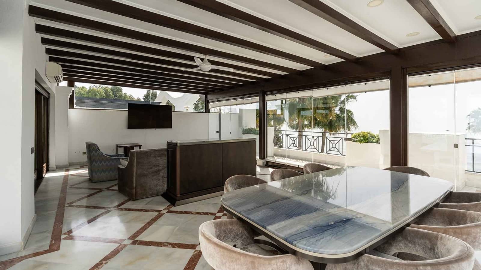 5 sypialnia Penthouse na sprzedaż w Estepona z basenem - 5 980 000 € (Ref: 8970490)