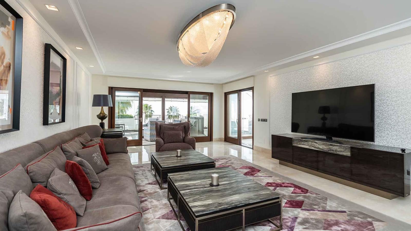 5 sypialnia Penthouse na sprzedaż w Estepona z basenem - 5 980 000 € (Ref: 8970490)