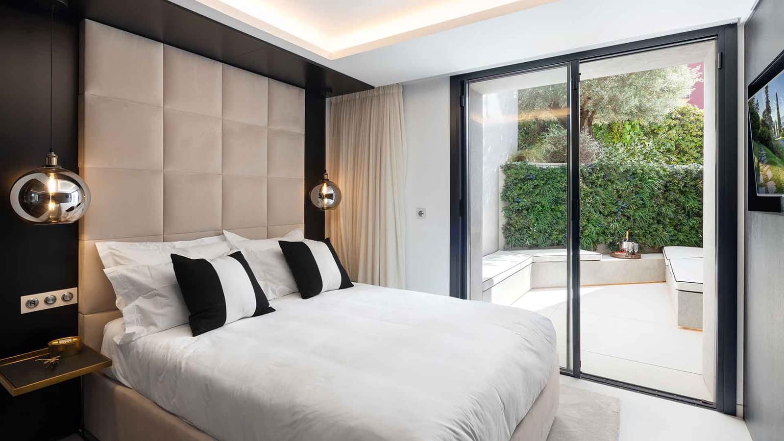 5 sovrum Villa till salu i Benahavis med pool - 5 895 000 € (Ref: 8980254)