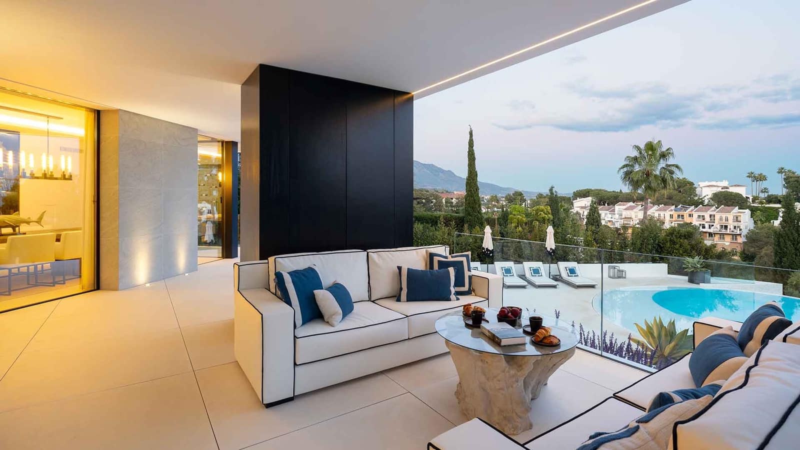 5 sovrum Villa till salu i Benahavis med pool - 5 895 000 € (Ref: 8980254)