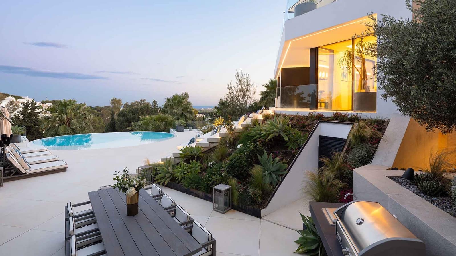 5 sovrum Villa till salu i Benahavis med pool - 5 895 000 € (Ref: 8980254)