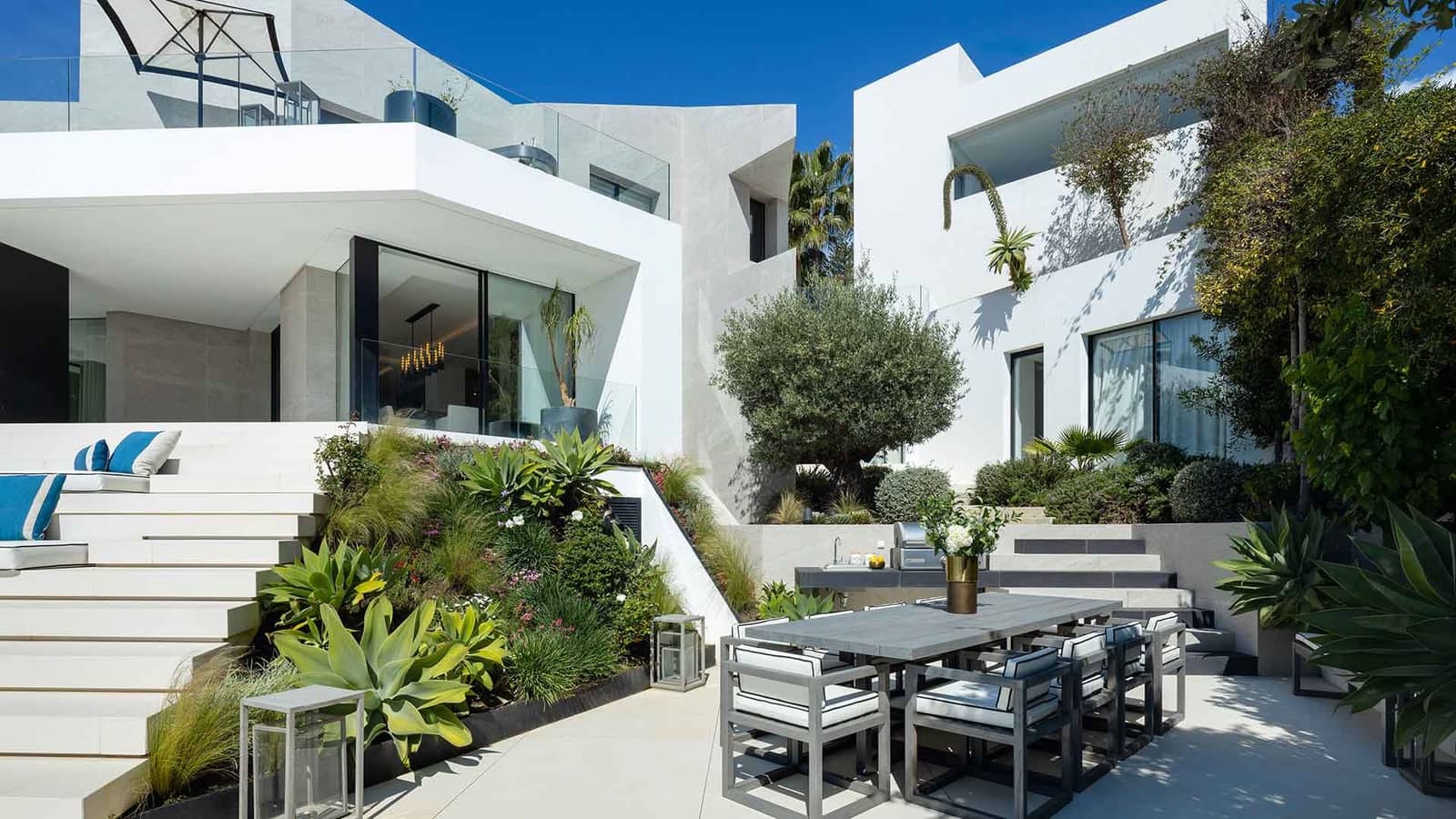 5 sovrum Villa till salu i Benahavis med pool - 5 895 000 € (Ref: 8980254)