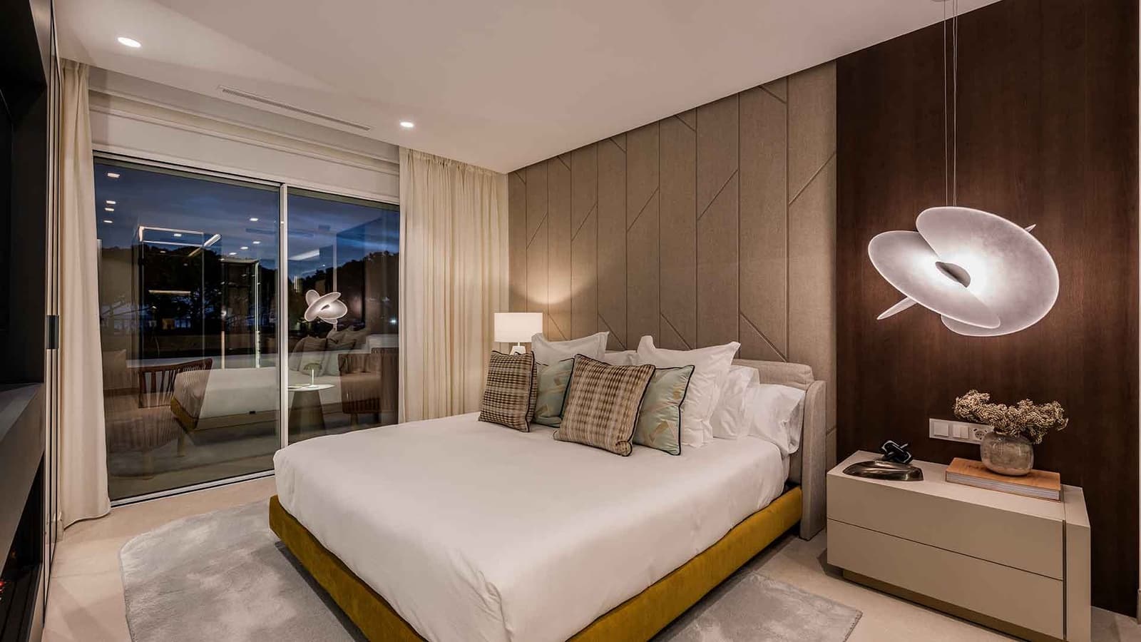 3 sovrum Lägenhet till salu i Los Monteros med pool - 2 250 000 € (Ref: 8980255)