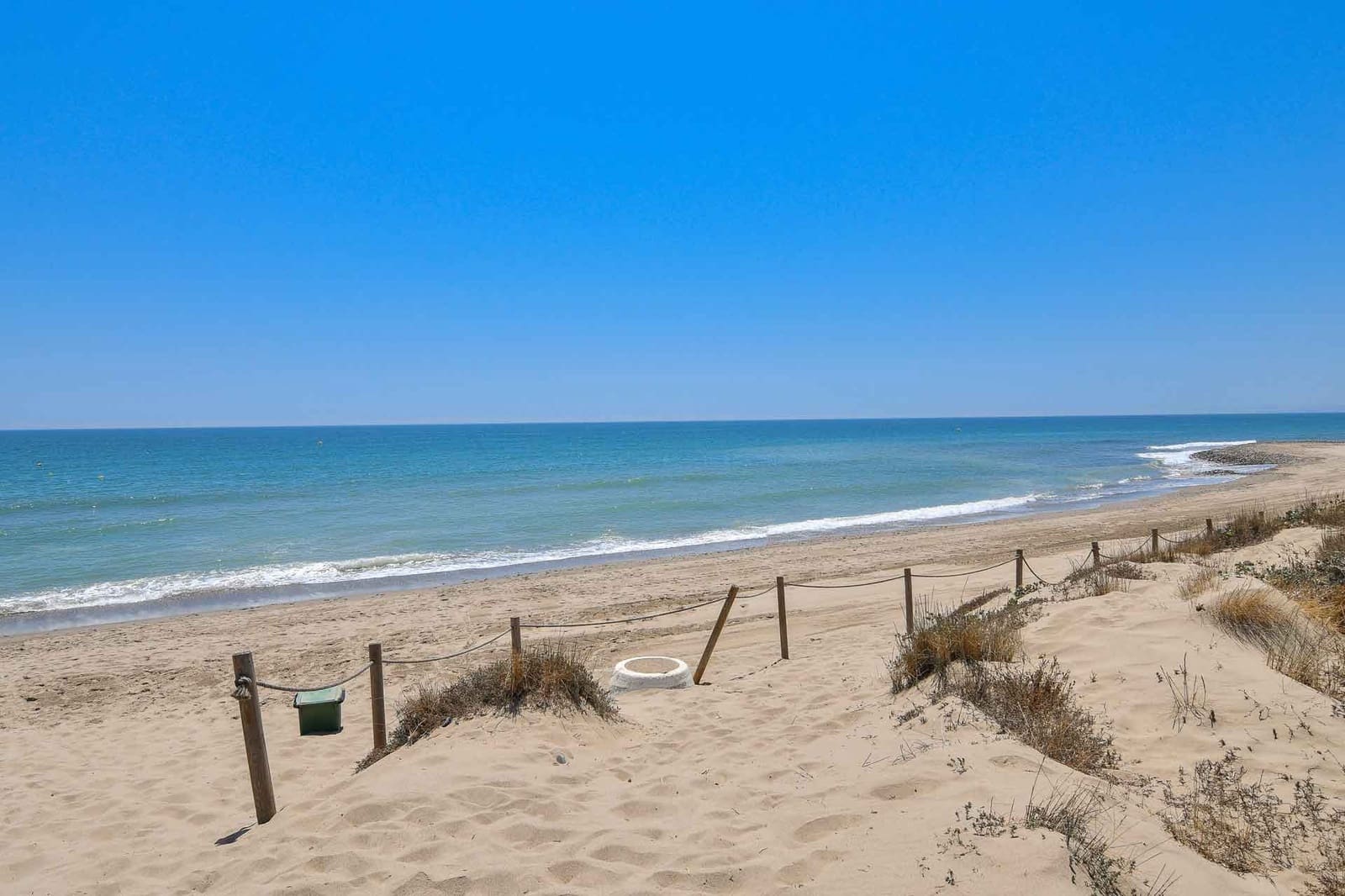 3 sypialnia Apartament na sprzedaż w Los Monteros z basenem - 2 450 000 € (Ref: 8982460)