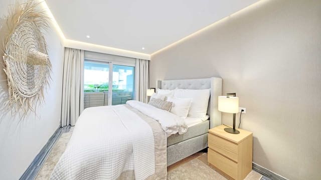 2 sovrum Lägenhet till salu i Playa Bajadilla - Puertos, Marbella med pool - 895 000 € (Ref: 8988319)