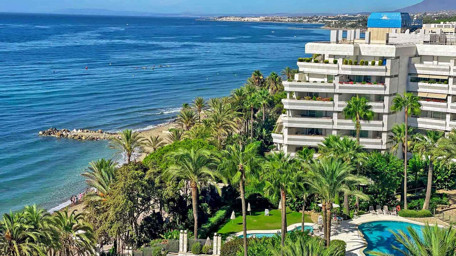 2 sypialnia Apartament na sprzedaż w Marbella z basenem - 995 000 € (Ref: 8988319)