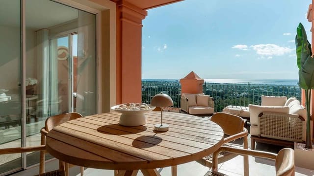 Apartamento para venda em Monte Halcones, Benahavís com piscina - 1 349 000 € (Ref: 8993890)