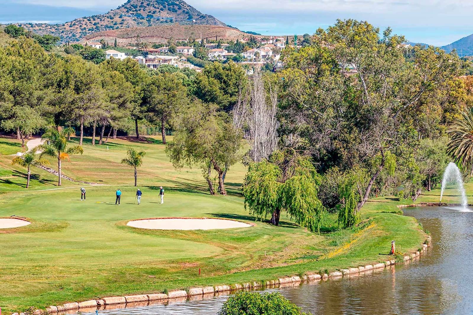 5 soverom Villa til salgs i Benahavis med svømmebasseng - € 4 990 000 (Ref: 8998773)