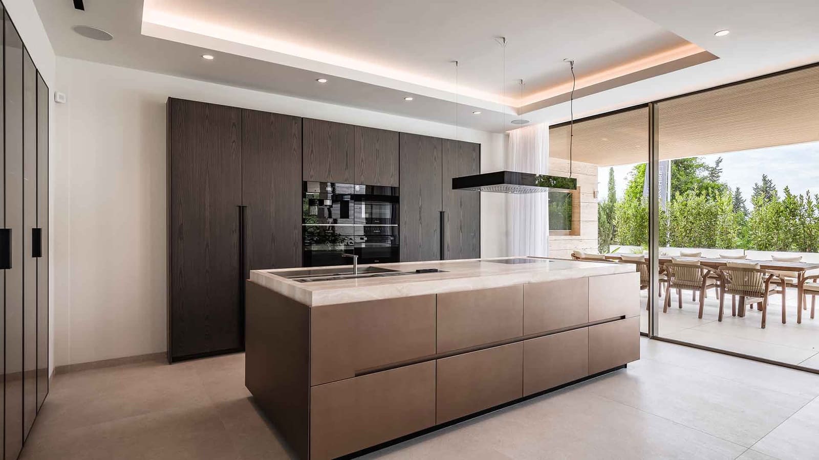 5 soverom Villa til salgs i Benahavis med svømmebasseng - € 4 990 000 (Ref: 8998773)