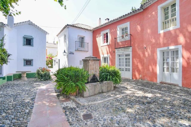 2 soveværelse Restaurant/Bar til salg i Lomas De Marbella, Marbella - € 1.500.000 (Ref: 9005047)