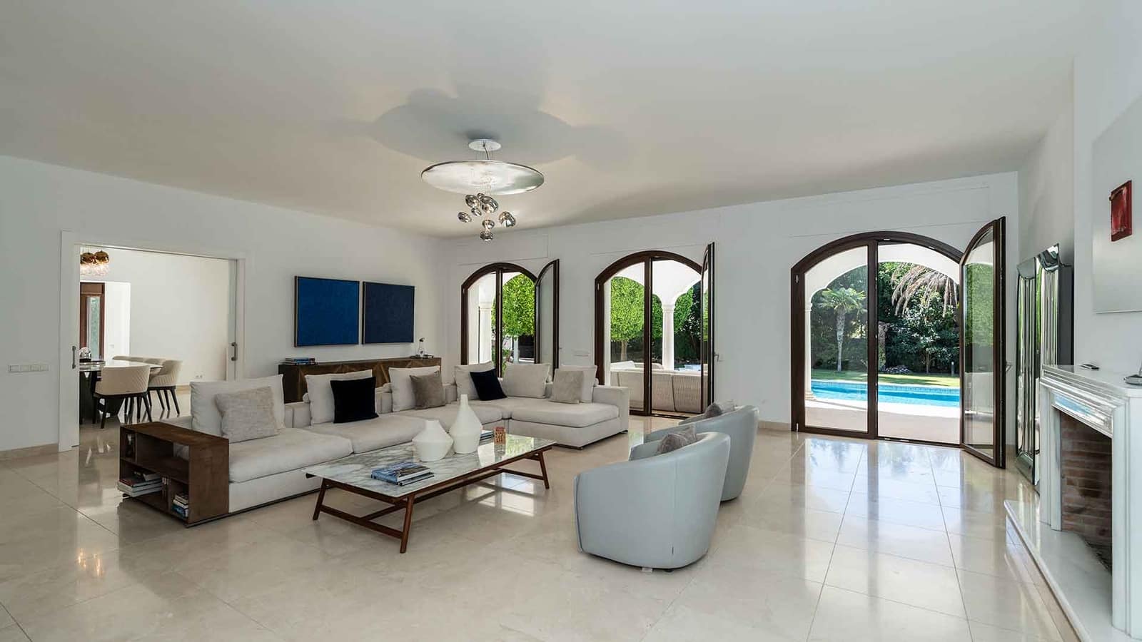 6 slaapkamer Villa te koop in Guadalmina met zwembad - € 4.995.000 (Ref: 9005048)
