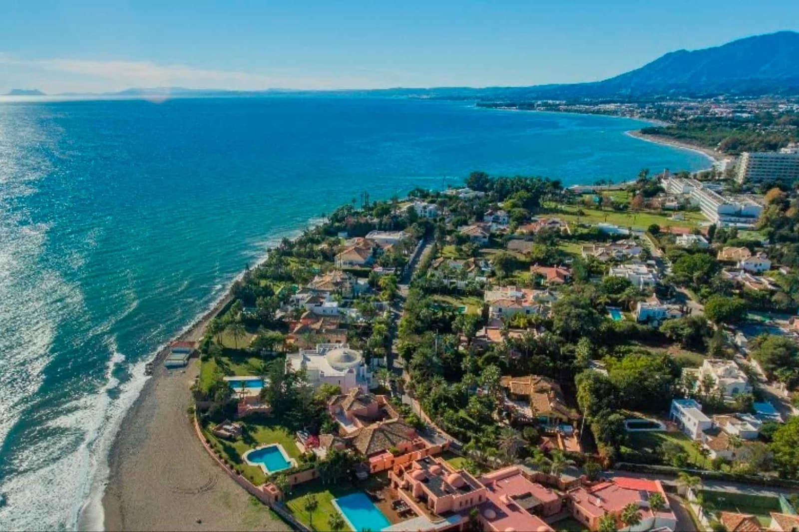 6 slaapkamer Villa te koop in Guadalmina met zwembad - € 4.995.000 (Ref: 9005048)