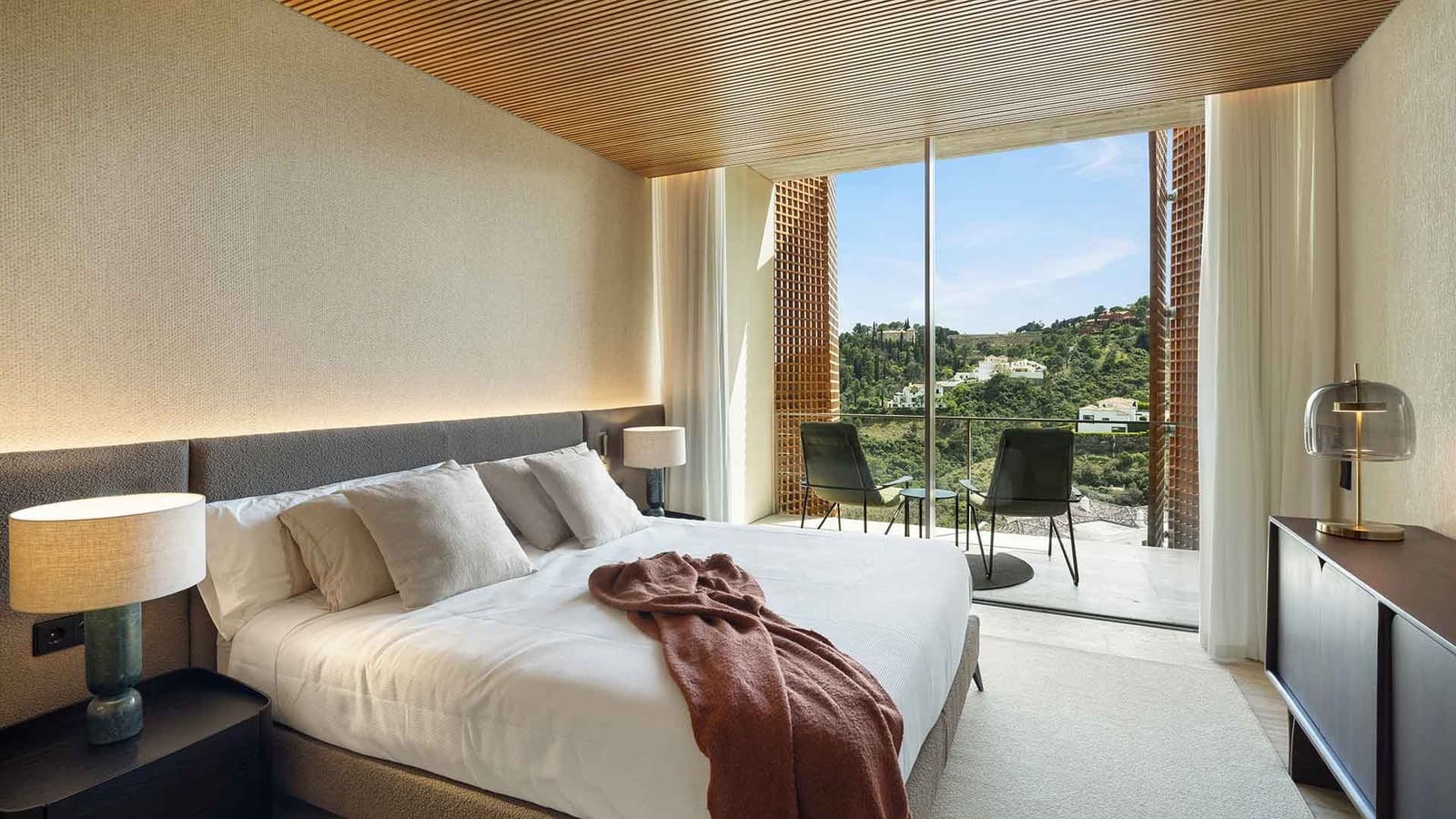 7 soverom Villa til salgs i El Madronal med svømmebasseng - € 10 800 000 (Ref: 9007186)