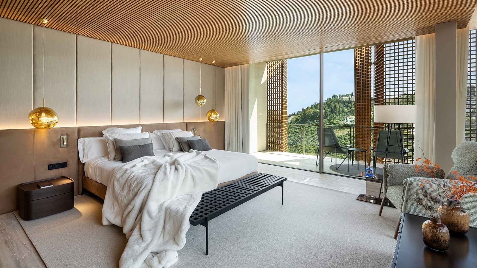 7 soverom Villa til salgs i El Madronal med svømmebasseng - € 10 800 000 (Ref: 9007186)