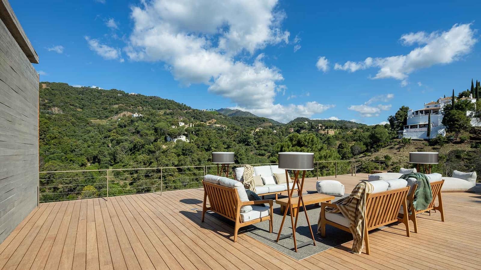 7 soverom Villa til salgs i El Madronal med svømmebasseng - € 10 800 000 (Ref: 9007186)