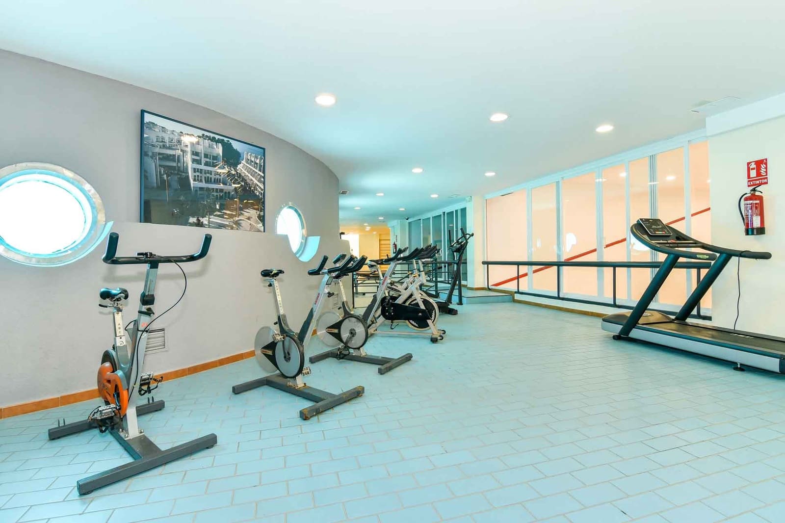 3 soveværelse Penthouse til salg i Marbella med swimmingpool - € 935.000 (Ref: 9014359)