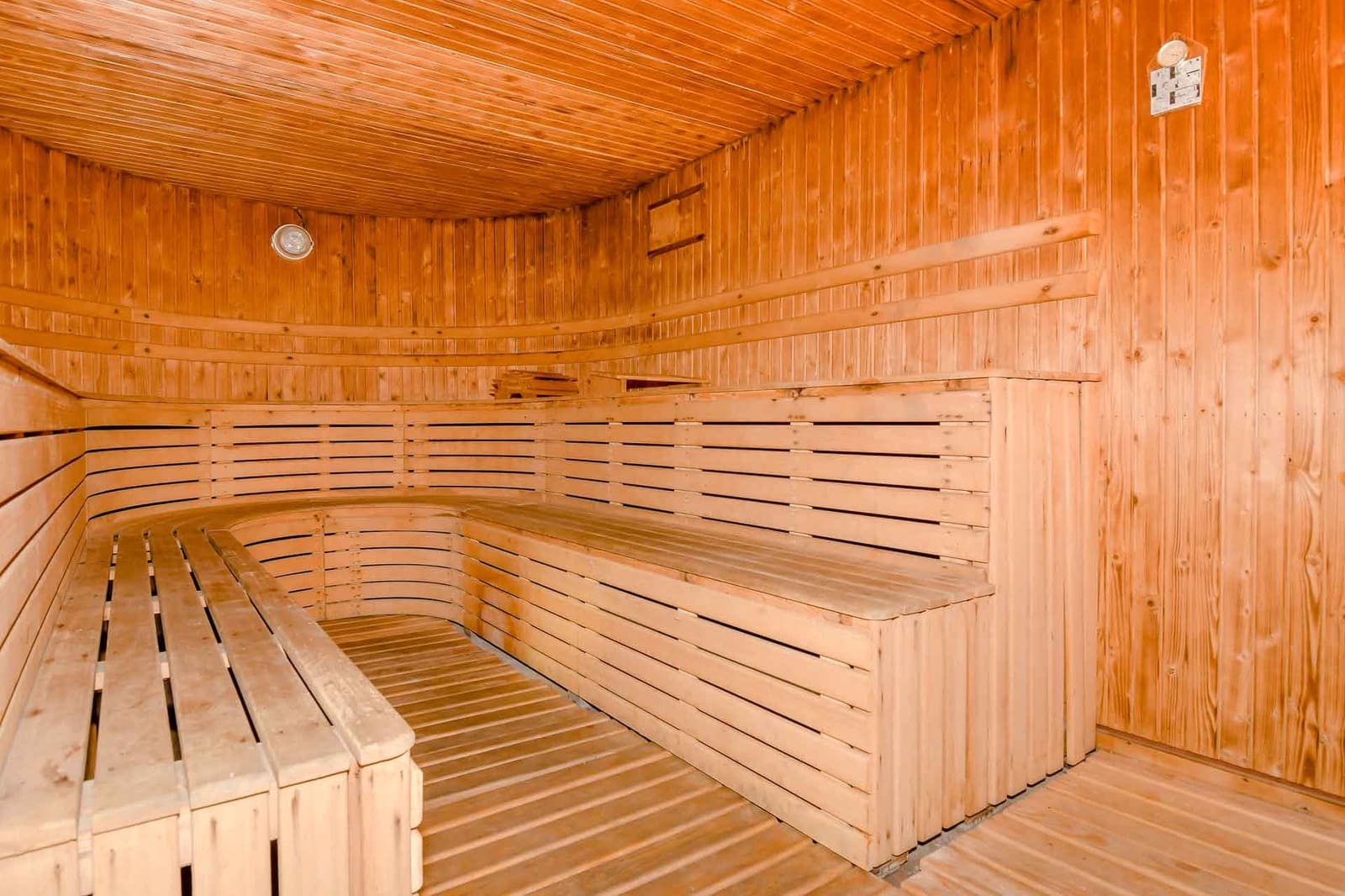 3 soveværelse Penthouse til salg i Marbella med swimmingpool - € 935.000 (Ref: 9014359)