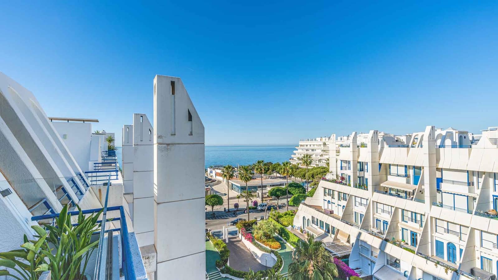 3 soveværelse Penthouse til salg i Marbella med swimmingpool - € 935.000 (Ref: 9014359)