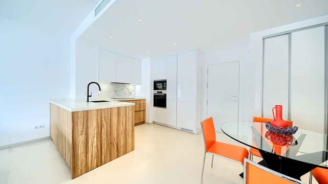 2 soverom Penthouse til salgs i Lomas De Marbella, Marbella med svømmebasseng - € 850 000 (Ref: 9032261)