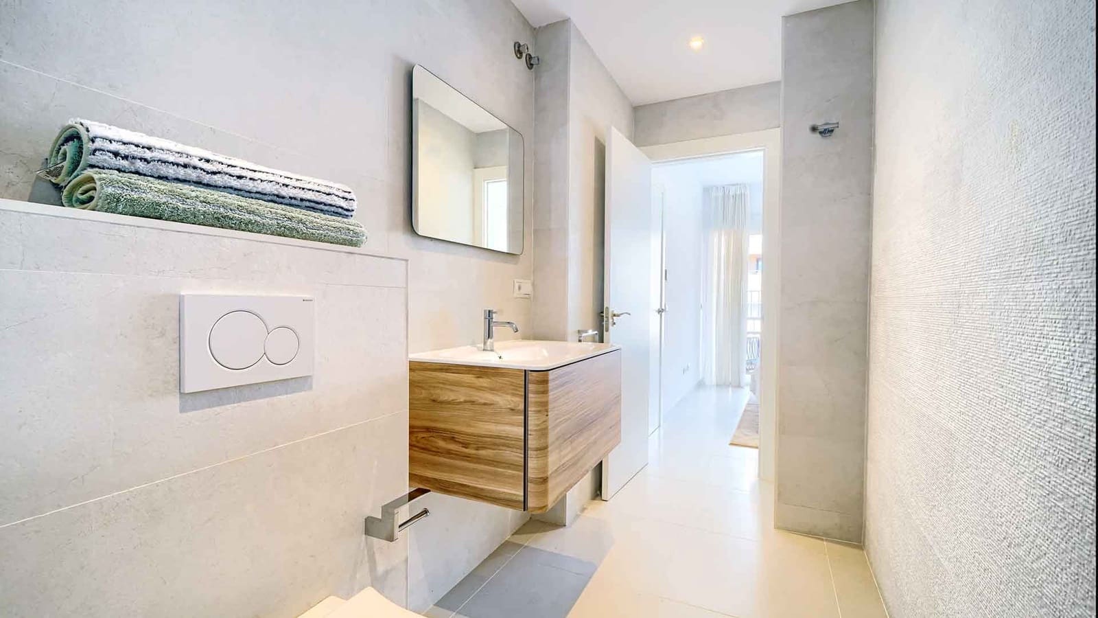 2 soveværelse Penthouse til salg i Golden Mile med swimmingpool - € 850.000 (Ref: 9032261)