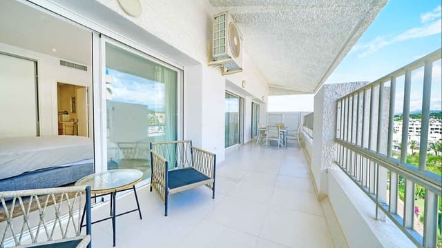 2 soverom Penthouse til salgs i Lomas De Marbella, Marbella med svømmebasseng - € 850 000 (Ref: 9032261)