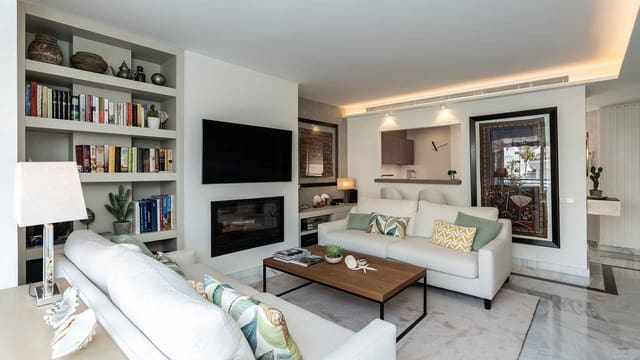 2 soverom Penthouse til salgs i Playa Bajadilla - Puertos, Marbella med svømmebasseng - € 1 160 000 (Ref: 9034629)